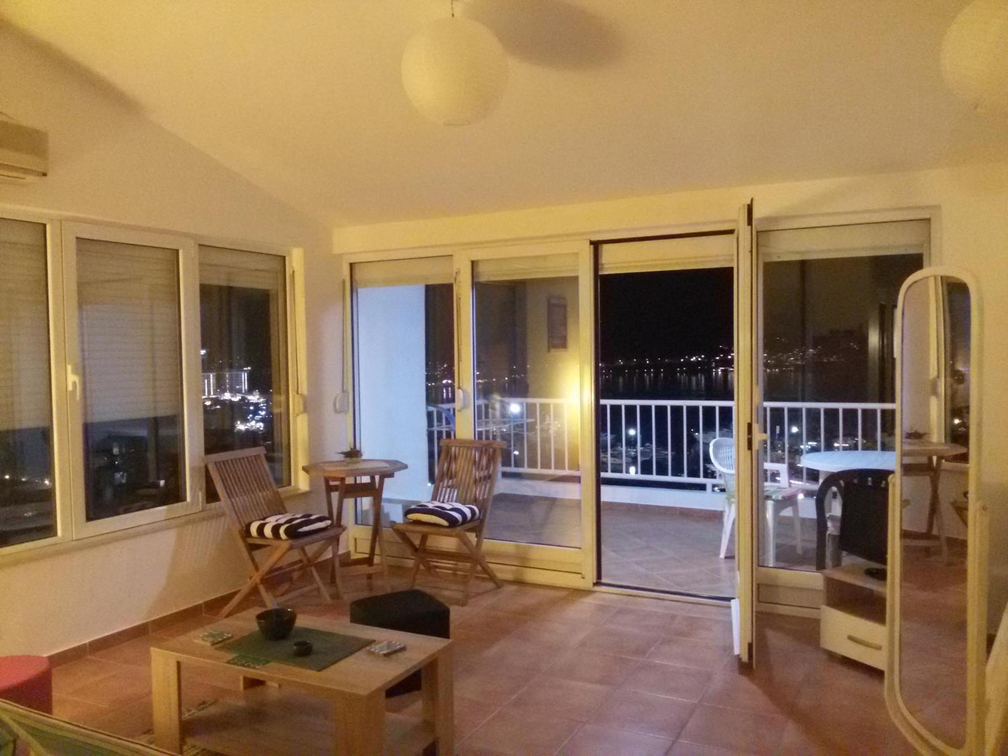 Sea View Apartment 부드바 외부 사진